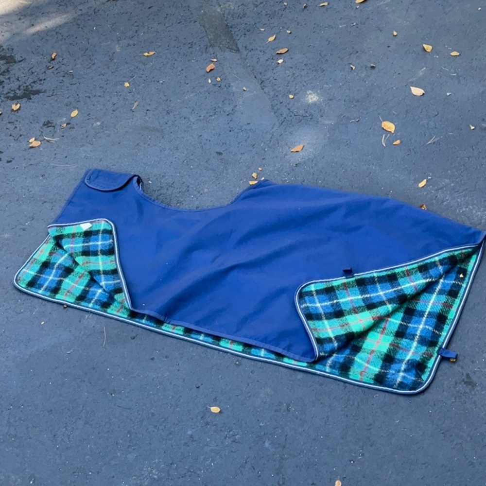 Housewares Ireland Water Resistant Quarter Sheet Navy Blue
